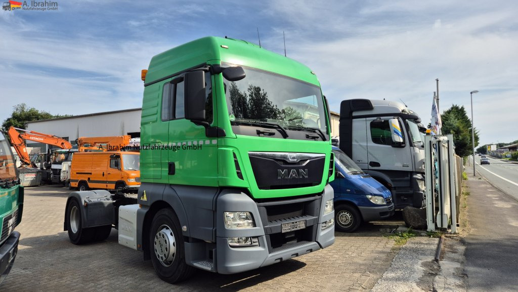 MAN TGX 18.440 Retarder, Klima, Standklima PTU für Kompressor - Nyergesvontató: 1 kép. MAN TGX 18.440 Retarder, Klima, Standklima PTU für Kompressor - Nyergesvontató: 1 kép.