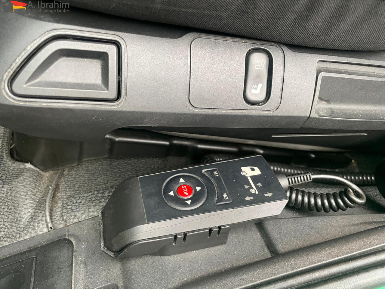 Mercedes-Benz 1836 Spoiler, Vollservice, Topzustand | Navigationsystem | Originalkilometer - Nyergesvontató: 3 kép. Mercedes-Benz 1836 Spoiler, Vollservice, Topzustand | Navigationsystem | Originalkilometer - Nyergesvontató: 3 kép.