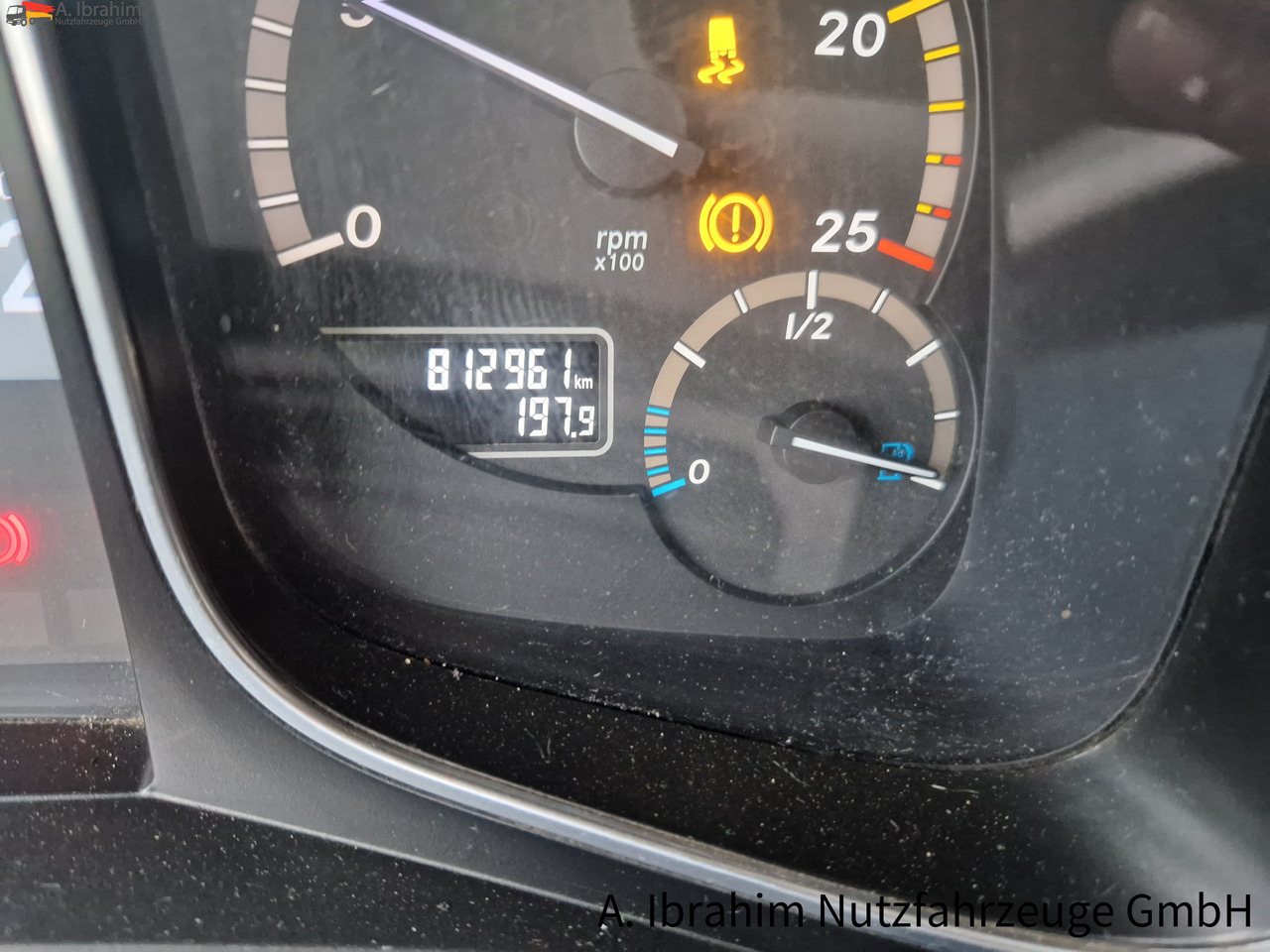 Mercedes-Benz 1845 Retarder Klima, Kühlschrank deutsches Fahrzeug - Nyergesvontató: 2 kép. Mercedes-Benz 1845 Retarder Klima, Kühlschrank deutsches Fahrzeug - Nyergesvontató: 2 kép.