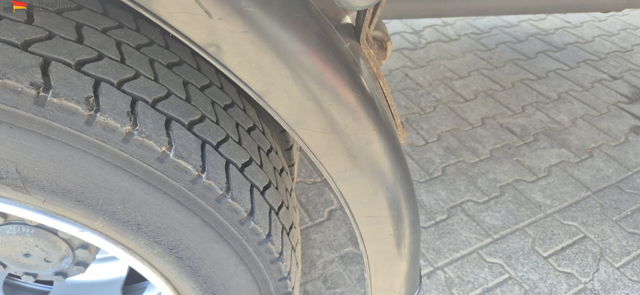 Renault Midlum 180 DCI Werkstattkoffer mit Treppe - Dobozos kisteherautó: 4 kép. Renault Midlum 180 DCI Werkstattkoffer mit Treppe - Dobozos kisteherautó: 4 kép.