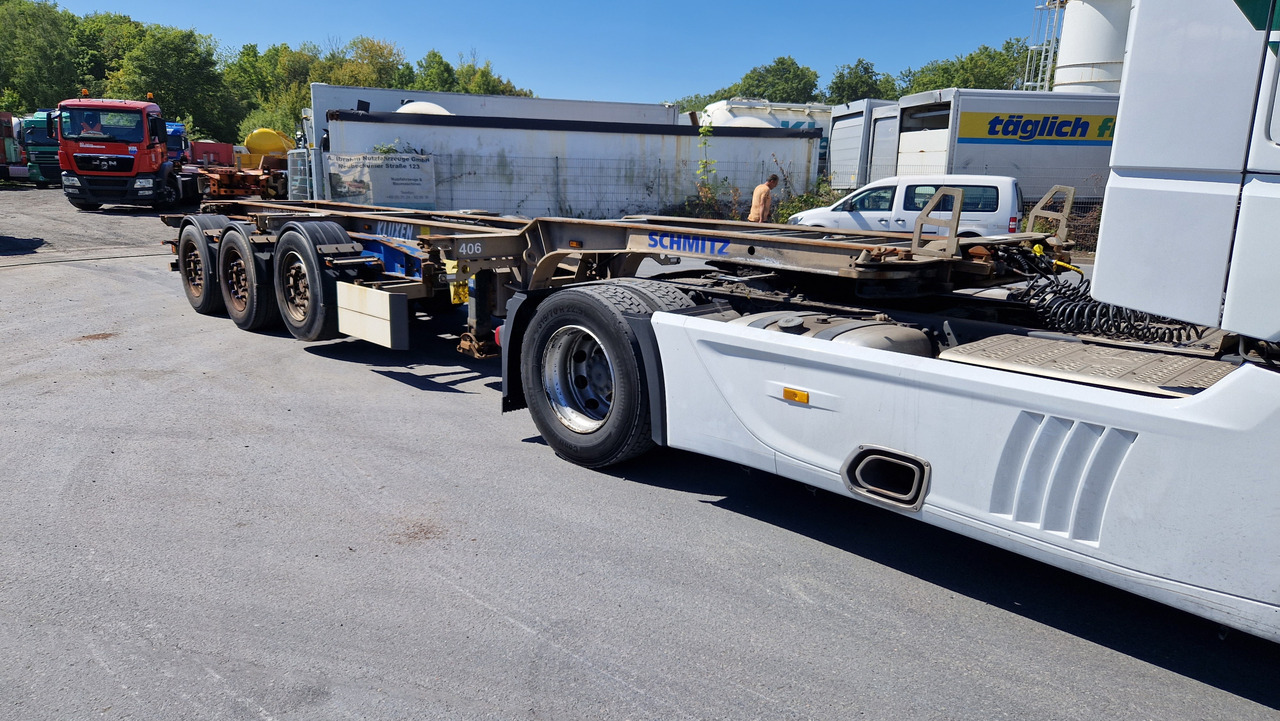 Schmitz SCF 24G Slider - Félpótkocsi cserefelépítményes: 1 kép. Schmitz SCF 24G Slider - Félpótkocsi cserefelépítményes: 1 kép.