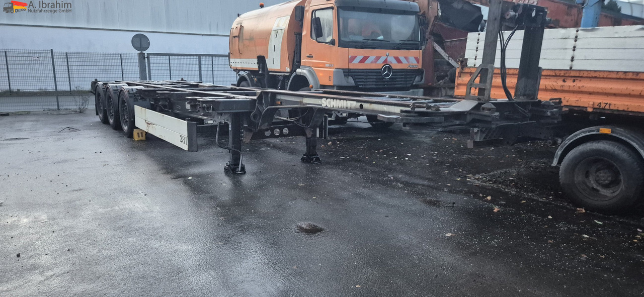 Schmitz SCF24 2x20,30,40,45 ft Multichassis, ausziehbar - Félpótkocsi cserefelépítményes: 1 kép. Schmitz SCF24 2x20,30,40,45 ft Multichassis, ausziehbar - Félpótkocsi cserefelépítményes: 1 kép.