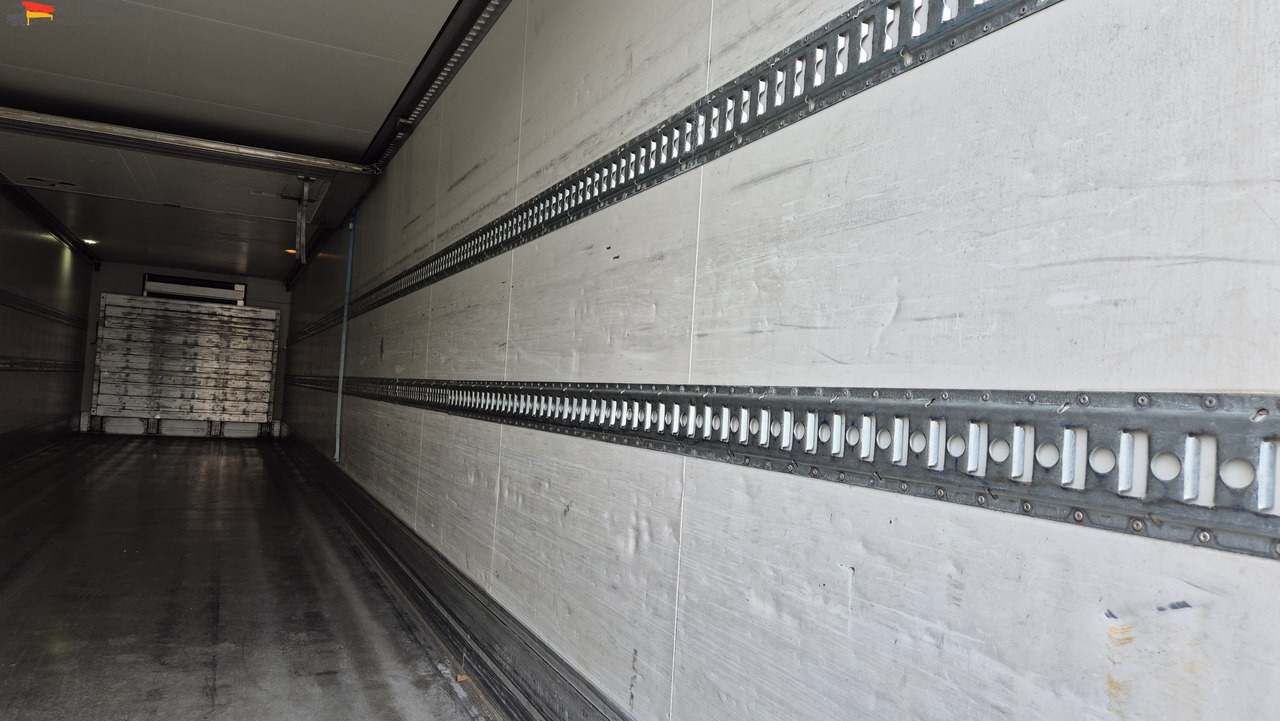 Schmitz SKO 20 Frigoblock, Türen, LBW - Félpótkocsi hűtős: 2 kép. Schmitz SKO 20 Frigoblock, Türen, LBW - Félpótkocsi hűtős: 2 kép.