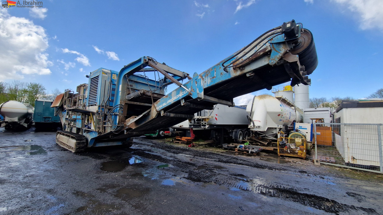 Terex Pegson 1412 Prallbrecher CAT Motor, 328 kw - Röpítő törő: 3 kép. Terex Pegson 1412 Prallbrecher CAT Motor, 328 kw - Röpítő törő: 3 kép.