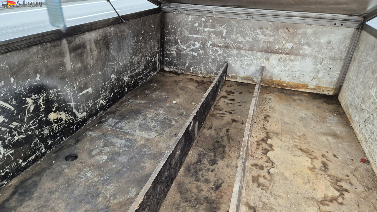 Wagenbouw Hapert K2700 Deichsel verstellbar - Pótkocsi dobozos: 5 kép. Wagenbouw Hapert K2700 Deichsel verstellbar - Pótkocsi dobozos: 5 kép.