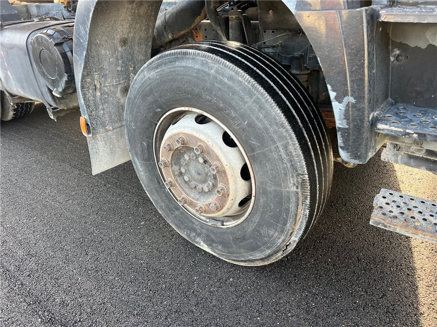 Betonmixer MAN 26.314: 8 kép. Betonmixer MAN 26.314: 8 kép.