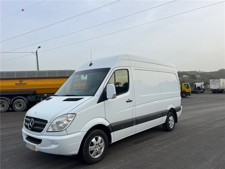 MERCEDES-BENZ SPRINTER 315CDI - Furgon: 1 kép. MERCEDES-BENZ SPRINTER 315CDI - Furgon: 1 kép.