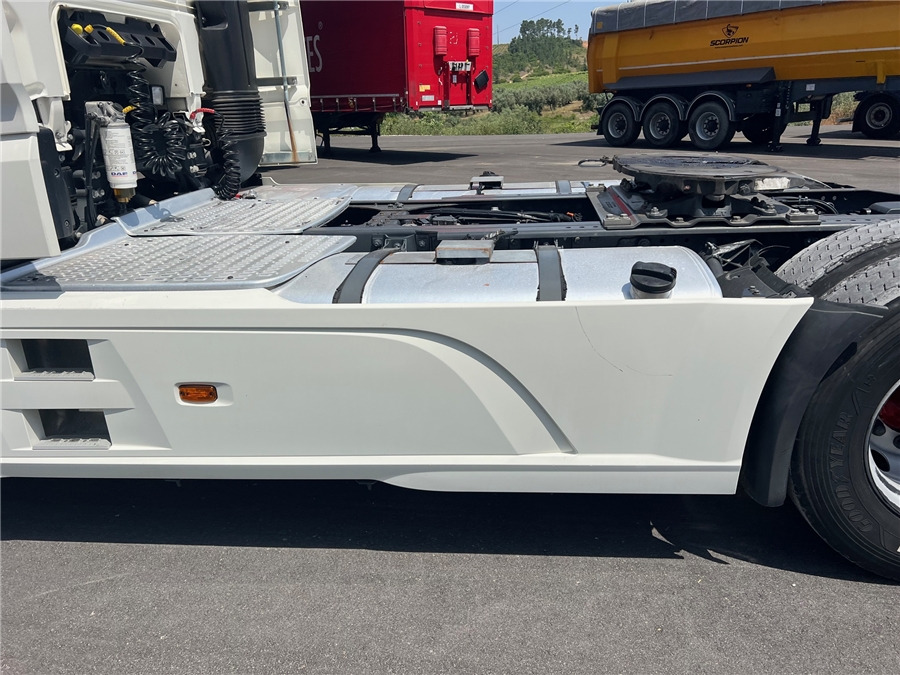 Nyergesvontató DAF XF 480 FT: 9 kép.