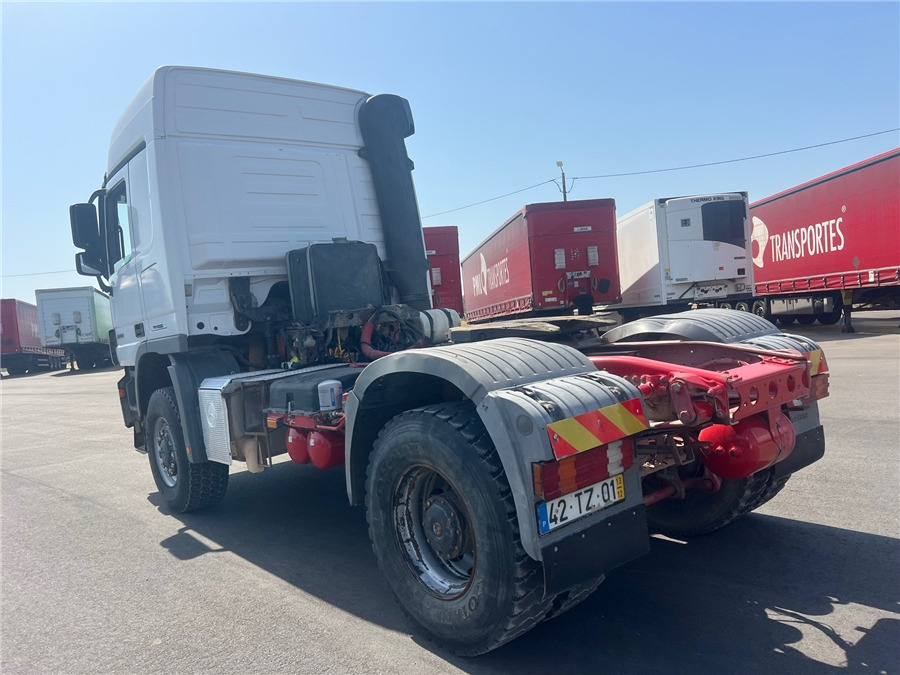MERCEDES-BENZ ACTROS 2044 MP3 / STELL SUSPENCION - Nyergesvontató: 5 kép. MERCEDES-BENZ ACTROS 2044 MP3 / STELL SUSPENCION - Nyergesvontató: 5 kép.