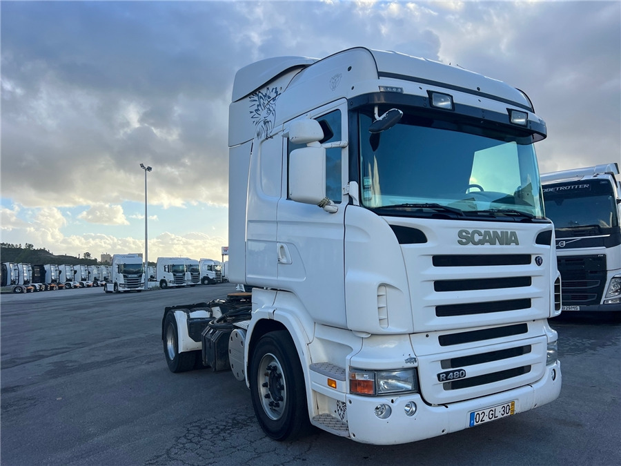 Scania R480 - Nyergesvontató: 1 kép. Scania R480 - Nyergesvontató: 1 kép.