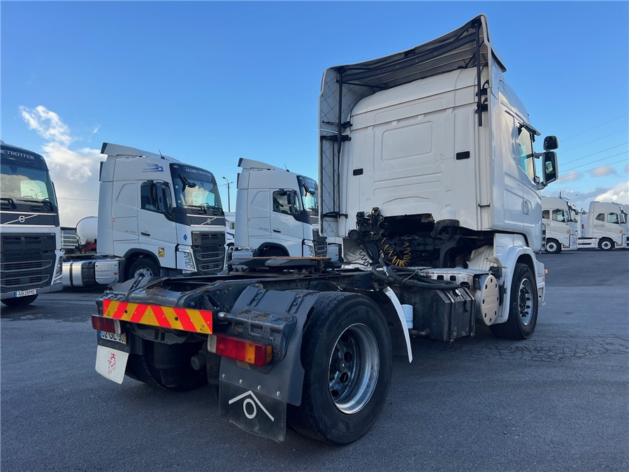 Scania R480 - Nyergesvontató: 4 kép. Scania R480 - Nyergesvontató: 4 kép.
