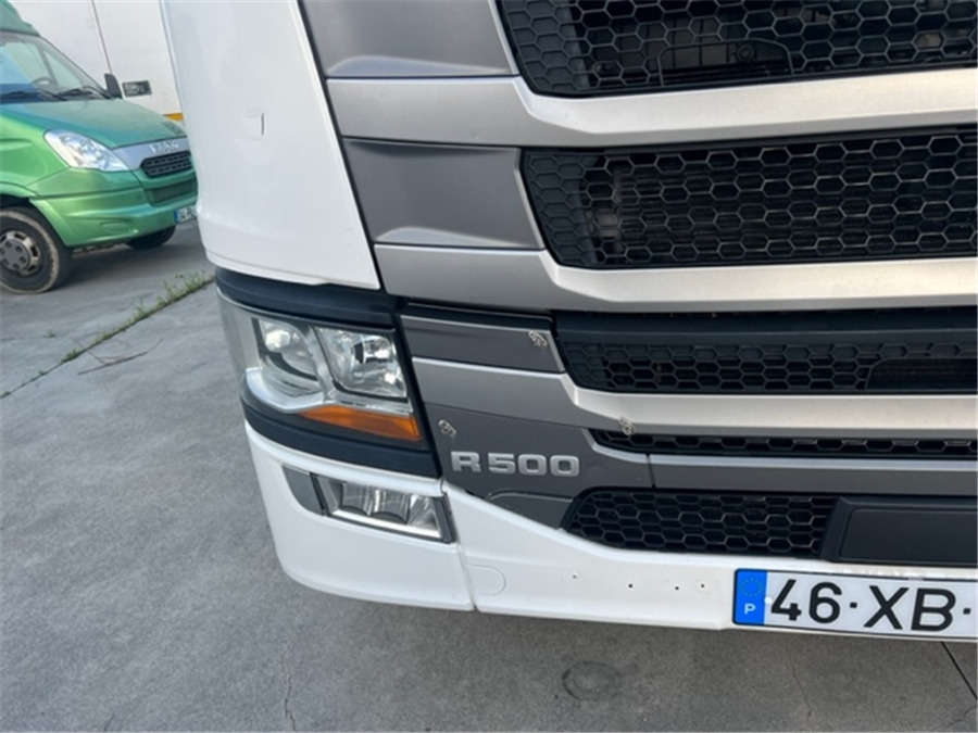 Nyergesvontató Scania R500: 17 kép.