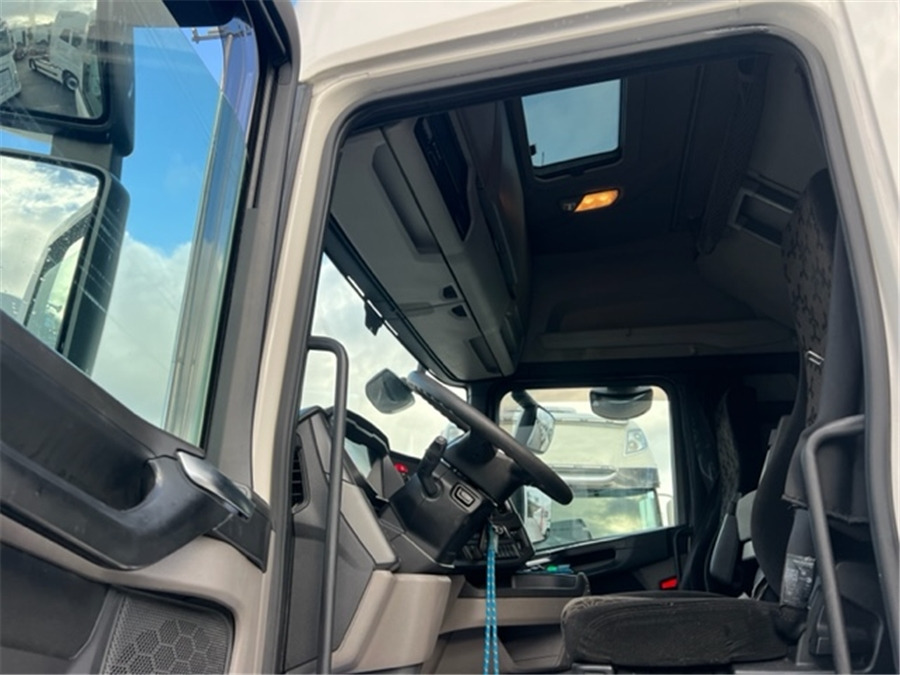 Scania R500 / RETARDER - Nyergesvontató: 5 kép. Scania R500 / RETARDER - Nyergesvontató: 5 kép.