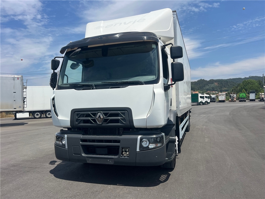 Renault D 19 - Hőszigetelt teherautó: 2 kép. Renault D 19 - Hőszigetelt teherautó: 2 kép.