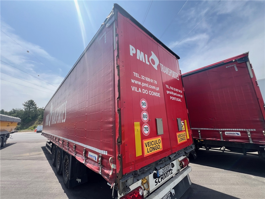 SCHMITZ CARGOBULL SCB-S3T TETO ELEVAR - Ponyvás félpótkocsi: 5 kép. SCHMITZ CARGOBULL SCB-S3T TETO ELEVAR - Ponyvás félpótkocsi: 5 kép.