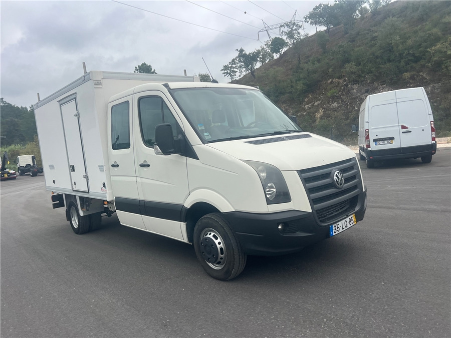 VOLKSWAGEN CRAFTER - Dobozos kisteherautó, Duplakabinos kisteherautó: 3 kép. VOLKSWAGEN CRAFTER - Dobozos kisteherautó, Duplakabinos kisteherautó: 3 kép.