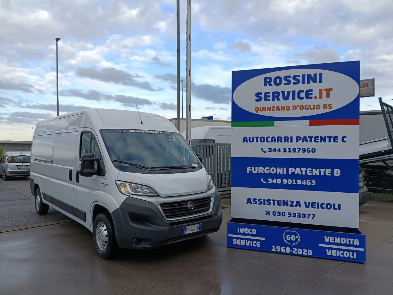 FIAT DUCATO 35 L3H2 CNG METANO - Furgon: 1 kép. FIAT DUCATO 35 L3H2 CNG METANO - Furgon: 1 kép.