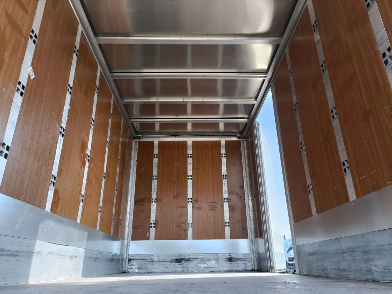 Dobozos kisteherautó FIAT DUCATO MAXI: 7 kép.