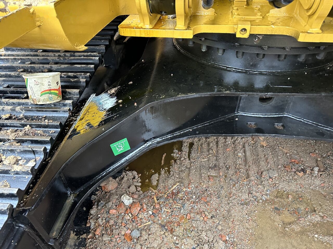 Caterpillar 313DL - Lánctalpas kotró: 2 kép. Caterpillar 313DL - Lánctalpas kotró: 2 kép.