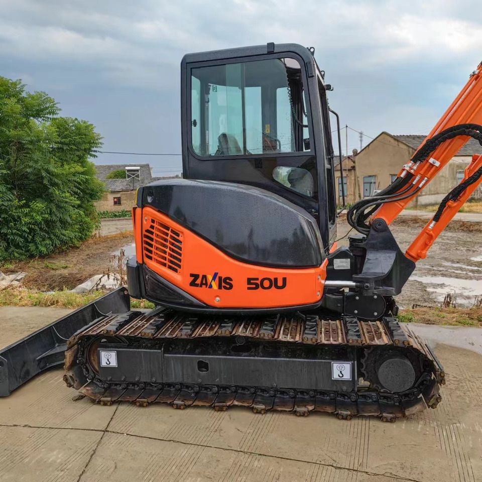 Hitachi ZX50 - Minikotró: 5 kép. Hitachi ZX50 - Minikotró: 5 kép.