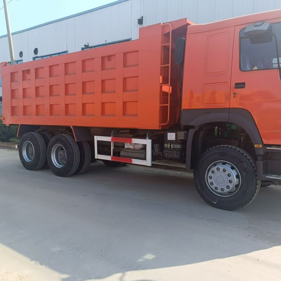 Howo 371 6*4 new tires - Billenőplatós teherautó: 1 kép. Howo 371 6*4 new tires - Billenőplatós teherautó: 1 kép.