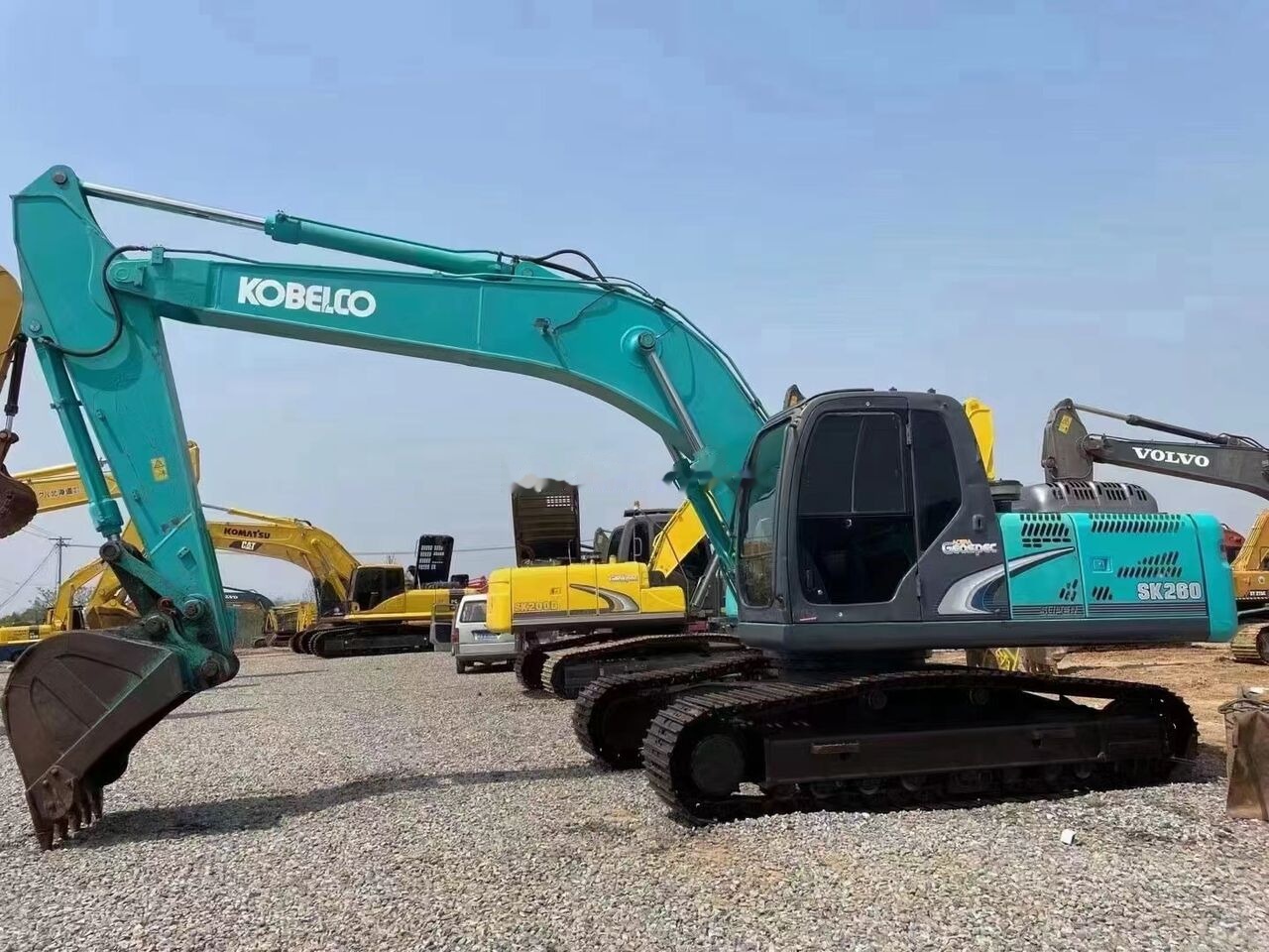 Kobelco SK260 - Lánctalpas kotró: 1 kép. Kobelco SK260 - Lánctalpas kotró: 1 kép.