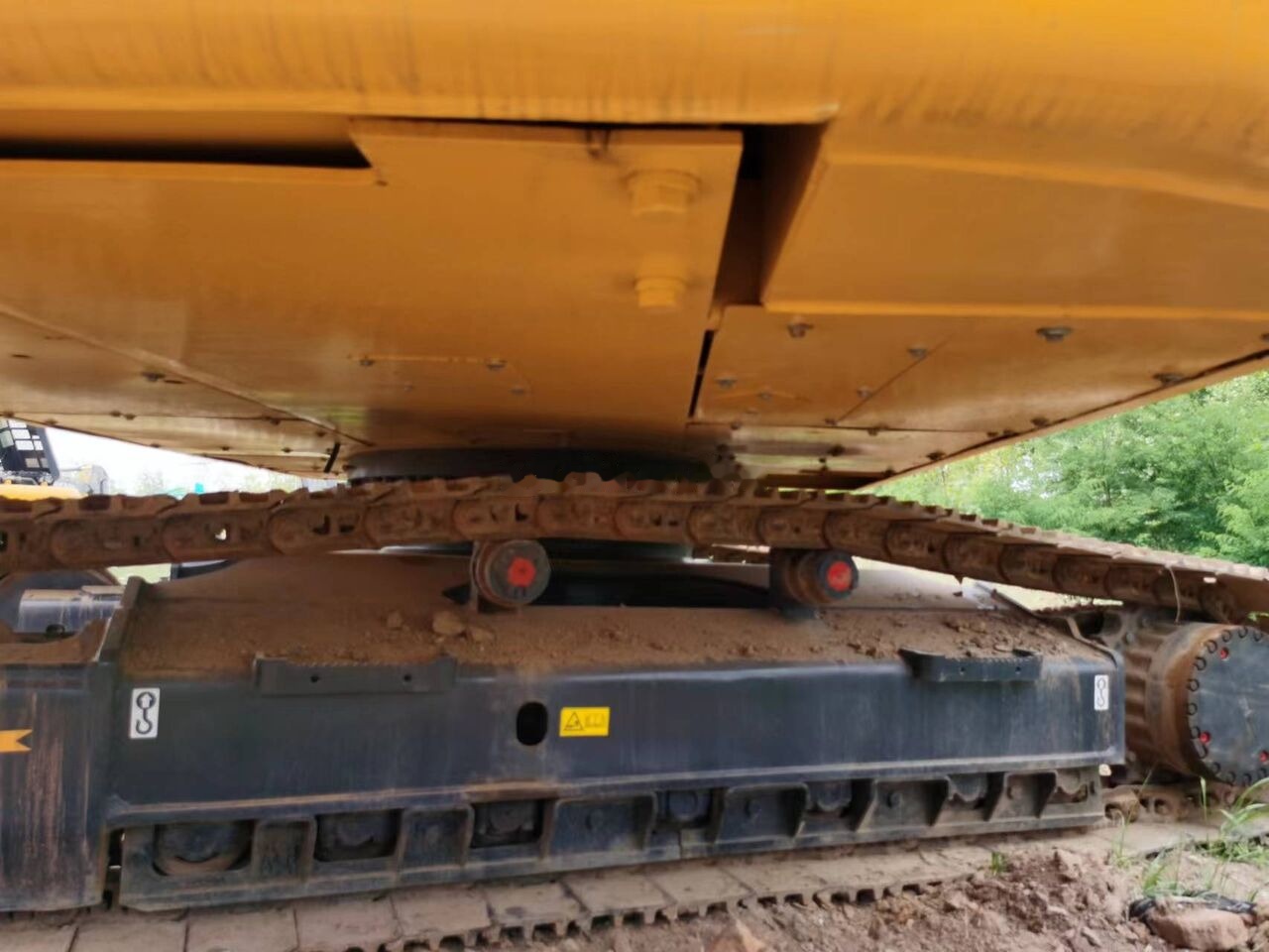 Komatsu PC360 - Lánctalpas kotró: 3 kép. Komatsu PC360 - Lánctalpas kotró: 3 kép.