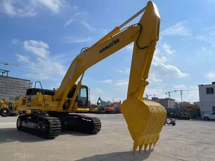 Komatsu PC400 - Lánctalpas kotró: 3 kép. Komatsu PC400 - Lánctalpas kotró: 3 kép.