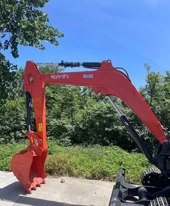 Kubota KX163 - Minikotró: 3 kép. Kubota KX163 - Minikotró: 3 kép.