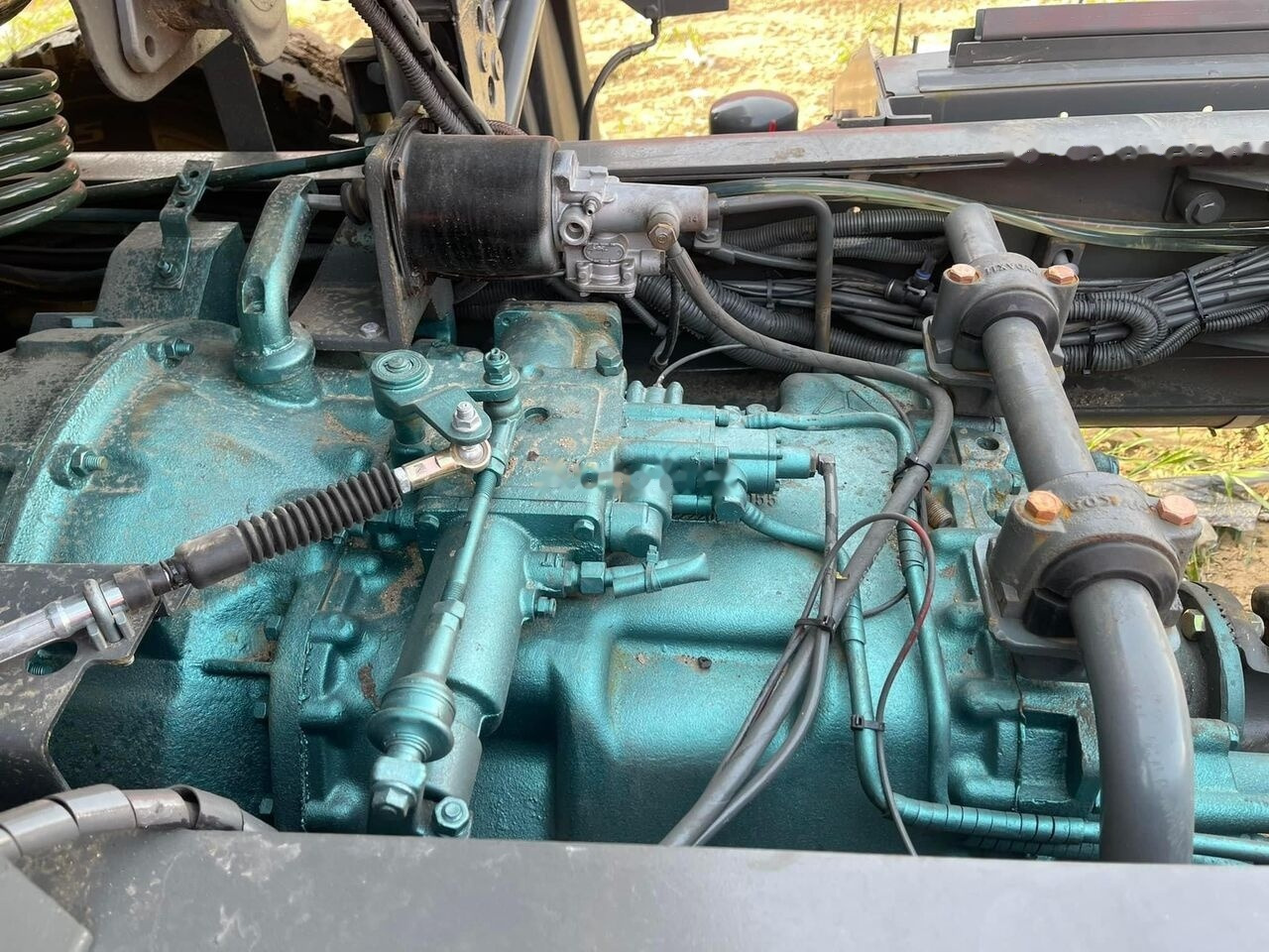 Howo 371 - Nyergesvontató: 3 kép. Howo 371 - Nyergesvontató: 3 kép.