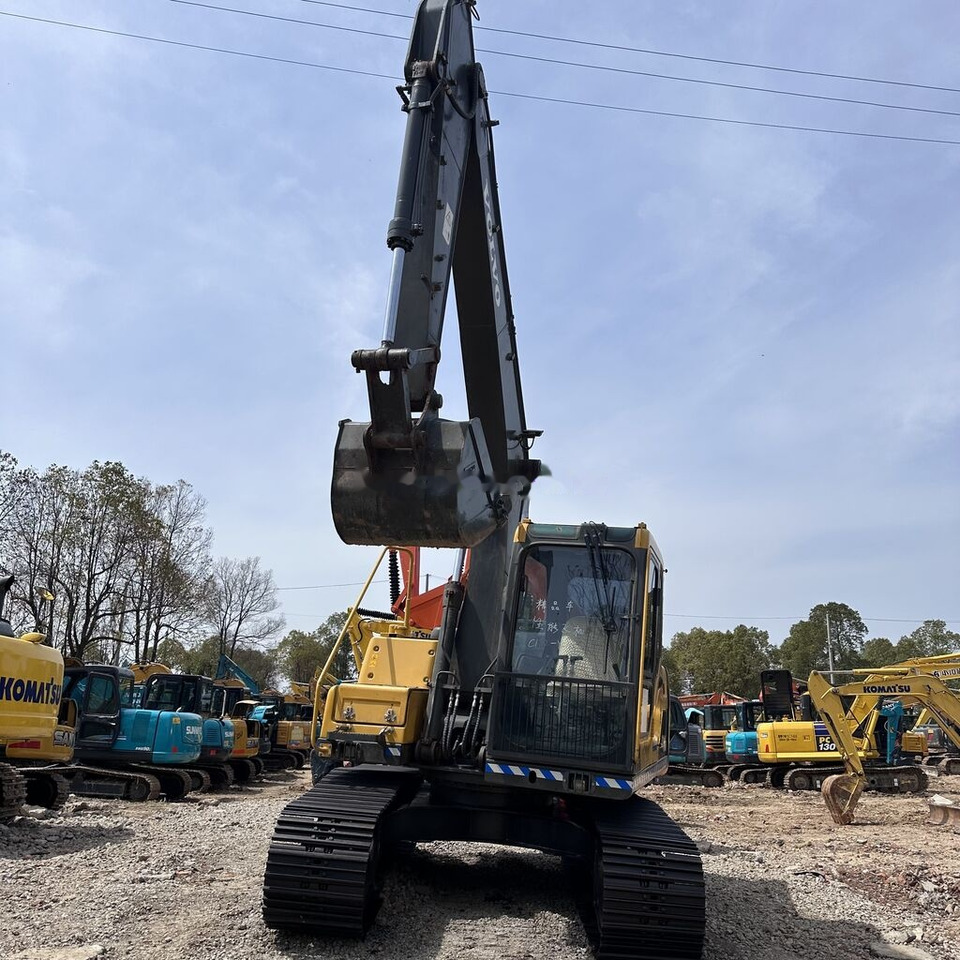 Volvo EC140 Original - Lánctalpas kotró: 1 kép. Volvo EC140 Original - Lánctalpas kotró: 1 kép.