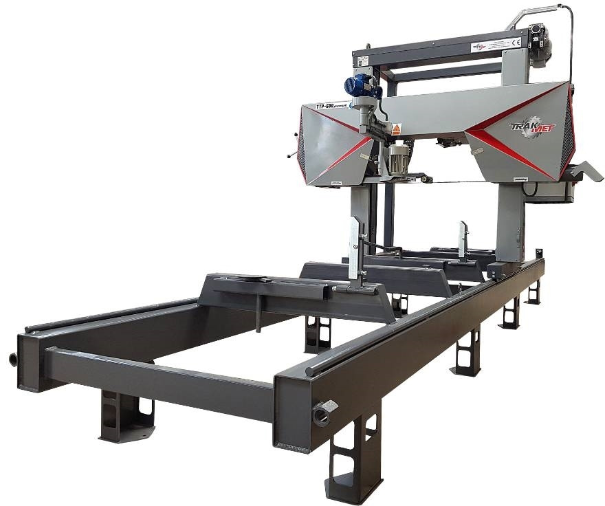 Trak-Met TRAK TAŚMOWY SAWMILL TTP600 Premium bez hydrauliki - Fűrésztelep: 5 kép. Trak-Met TRAK TAŚMOWY SAWMILL TTP600 Premium bez hydrauliki - Fűrésztelep: 5 kép.