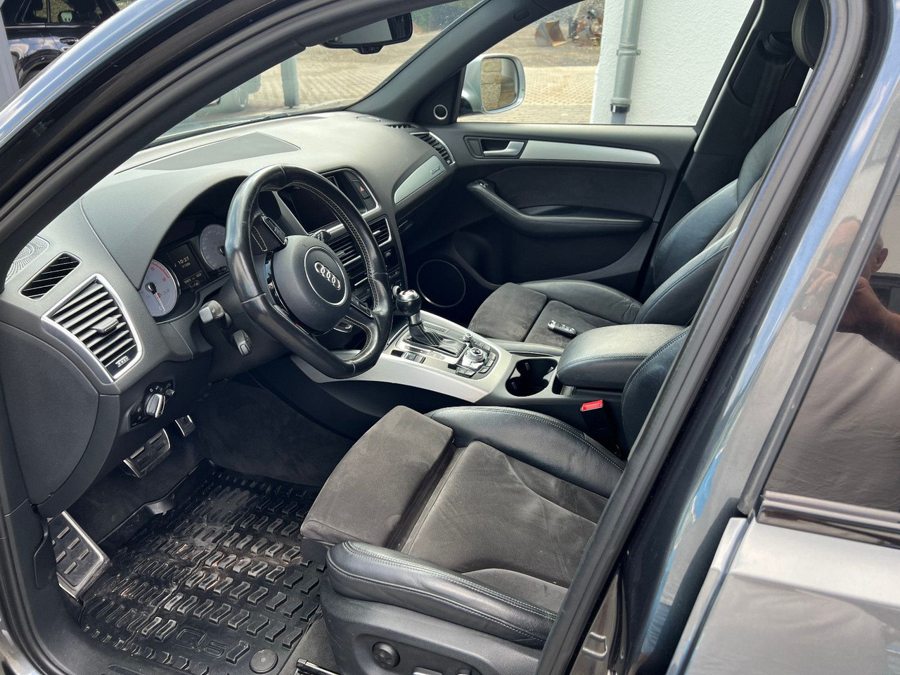 Audi SQ5 3.0 TDI quattro - Terepjáró/ SUV: 2 kép. Audi SQ5 3.0 TDI quattro - Terepjáró/ SUV: 2 kép.