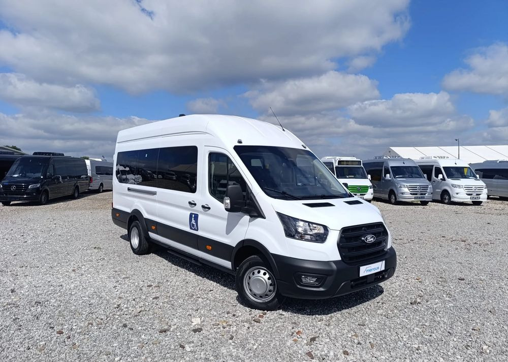 Ford Transit - Minibusz, Kisbusz: 1 kép. Ford Transit - Minibusz, Kisbusz: 1 kép.