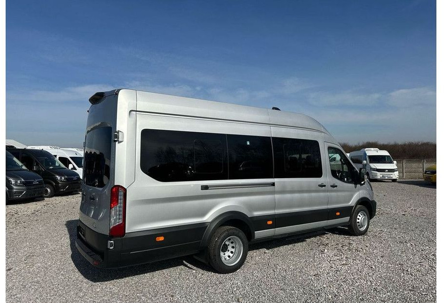 Ford Transit - Minibusz, Kisbusz: 2 kép. Ford Transit - Minibusz, Kisbusz: 2 kép.