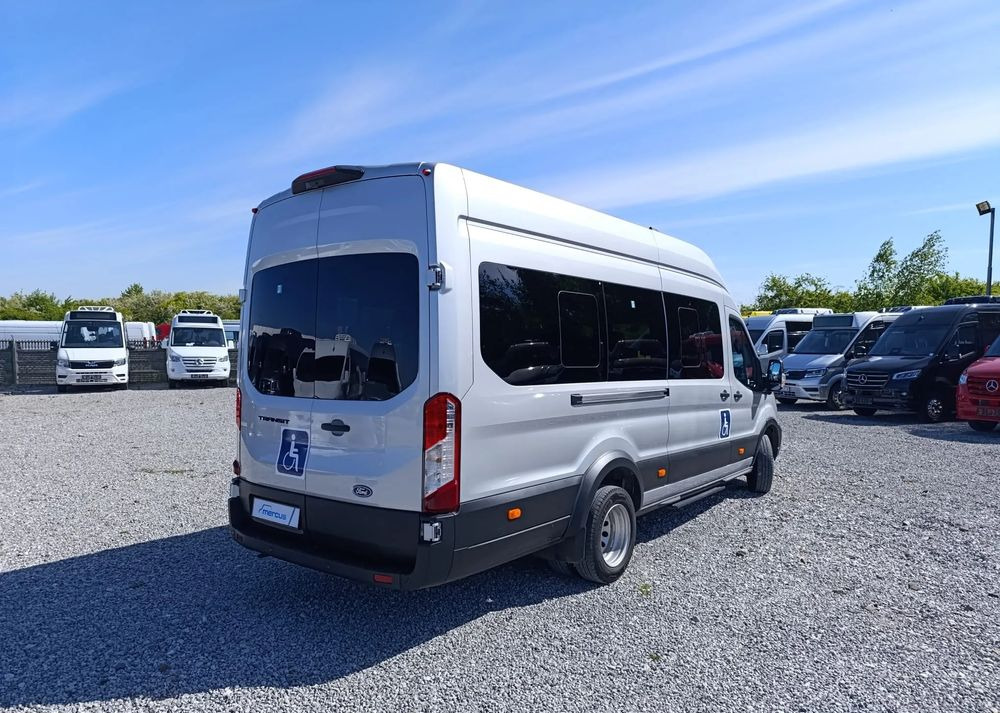 Ford Transit - Minibusz, Kisbusz: 5 kép. Ford Transit - Minibusz, Kisbusz: 5 kép.