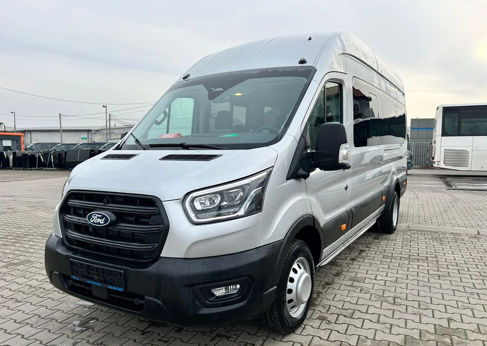 Ford Transit - Minibusz, Kisbusz: 2 kép. Ford Transit - Minibusz, Kisbusz: 2 kép.