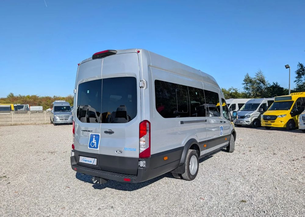 Ford Transit - Minibusz, Kisbusz: 5 kép. Ford Transit - Minibusz, Kisbusz: 5 kép.