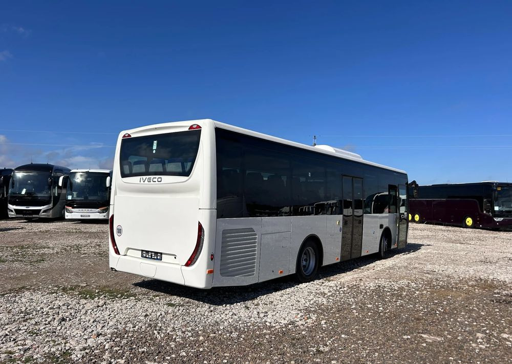 Iveco Crossway LE 10.8 - Városi busz: 5 kép. Iveco Crossway LE 10.8 - Városi busz: 5 kép.