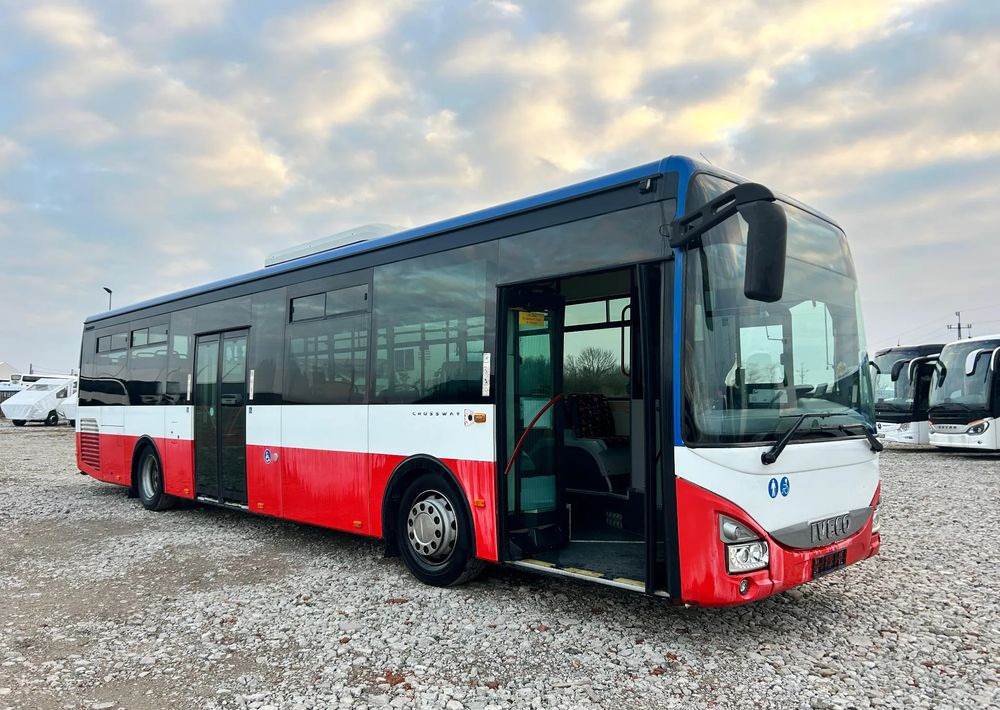 Iveco Crossway LE - Városi busz: 1 kép. Iveco Crossway LE - Városi busz: 1 kép.