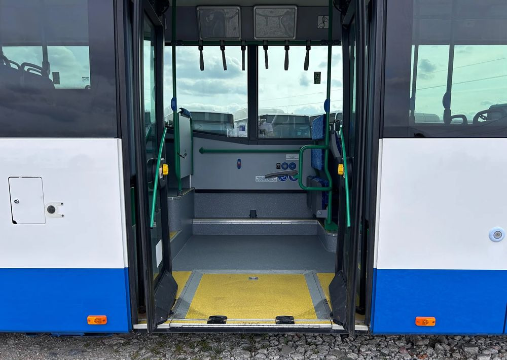 Iveco Crossway LE - Városi busz: 4 kép. Iveco Crossway LE - Városi busz: 4 kép.