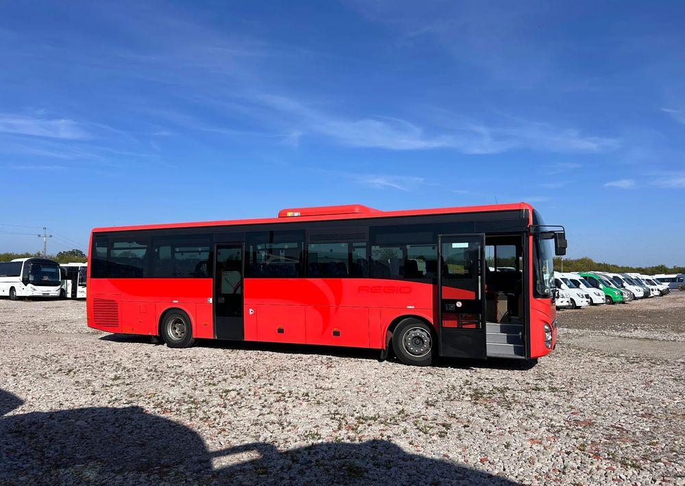 Iveco Crossway - Helyközi busz: 4 kép. Iveco Crossway - Helyközi busz: 4 kép.