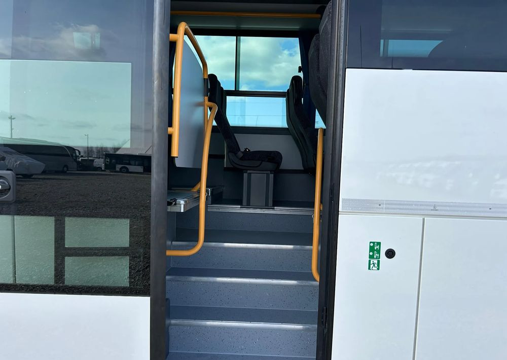 Iveco Crossway - Helyközi busz: 4 kép. Iveco Crossway - Helyközi busz: 4 kép.