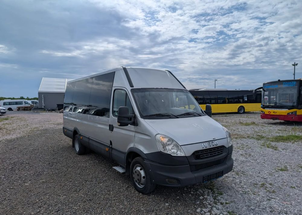 Iveco Daily 50C14 - Minibusz, Kisbusz: 1 kép. Iveco Daily 50C14 - Minibusz, Kisbusz: 1 kép.