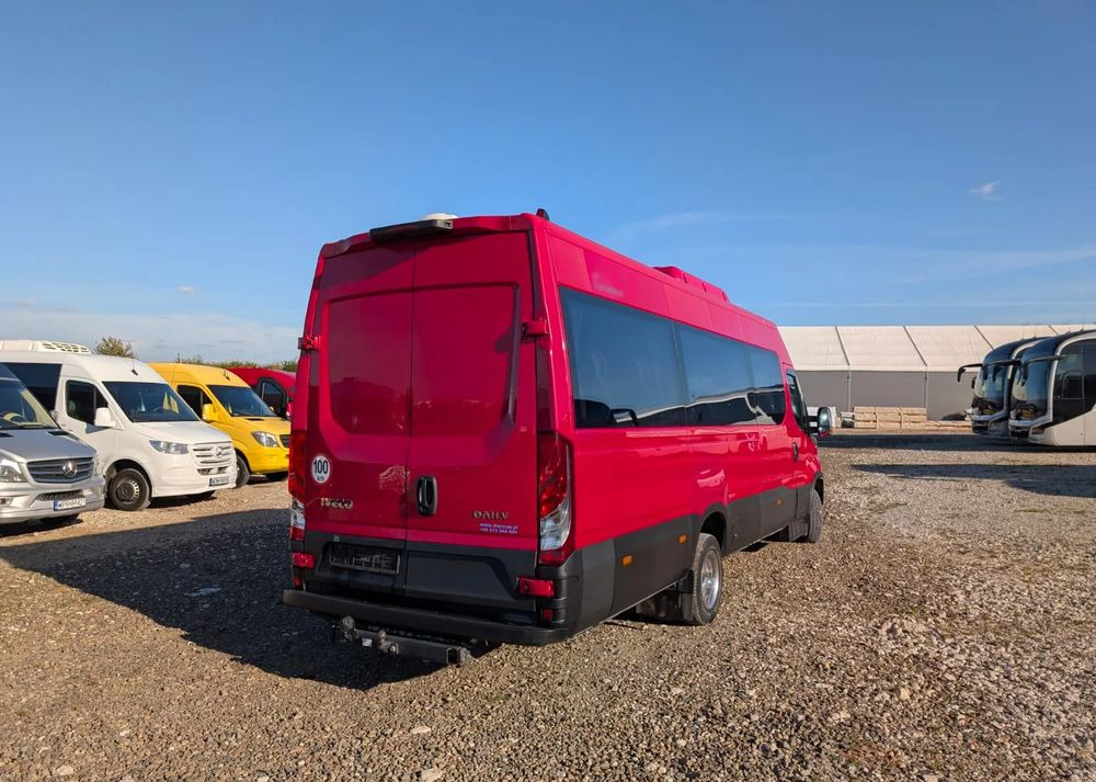 Iveco Daily - Minibusz, Kisbusz: 5 kép. Iveco Daily - Minibusz, Kisbusz: 5 kép.