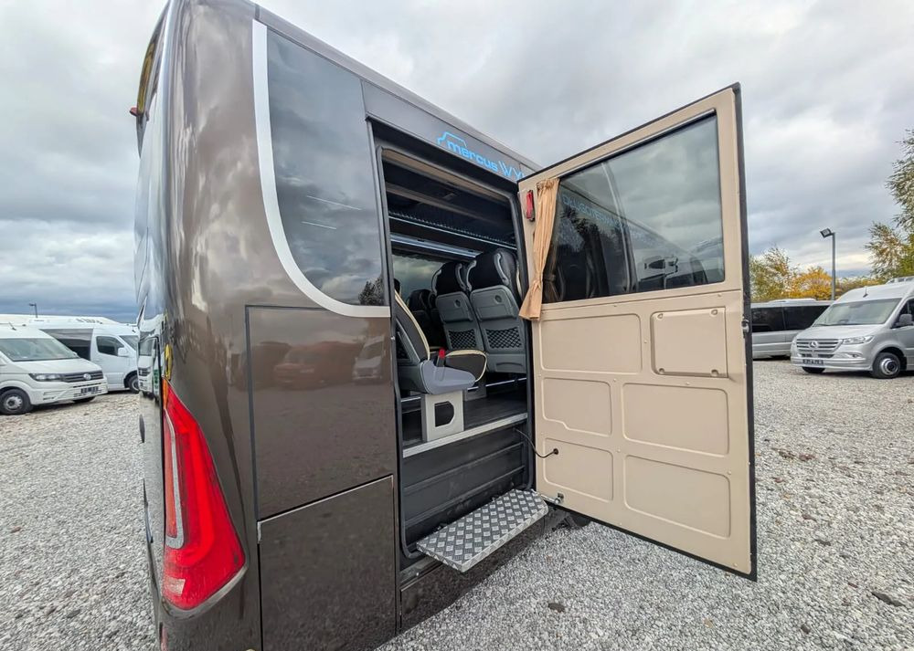 Iveco Daily - Minibusz, Kisbusz: 5 kép. Iveco Daily - Minibusz, Kisbusz: 5 kép.