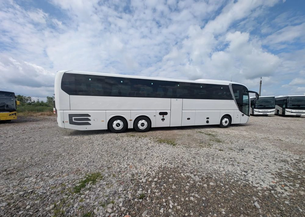 MAN Lions Coach - Távolsági busz: 5 kép. MAN Lions Coach - Távolsági busz: 5 kép.