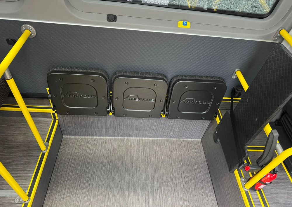 Új Minibusz, Kisbusz MAN TGE 4.160: 14 kép. Új Minibusz, Kisbusz MAN TGE 4.160: 14 kép.