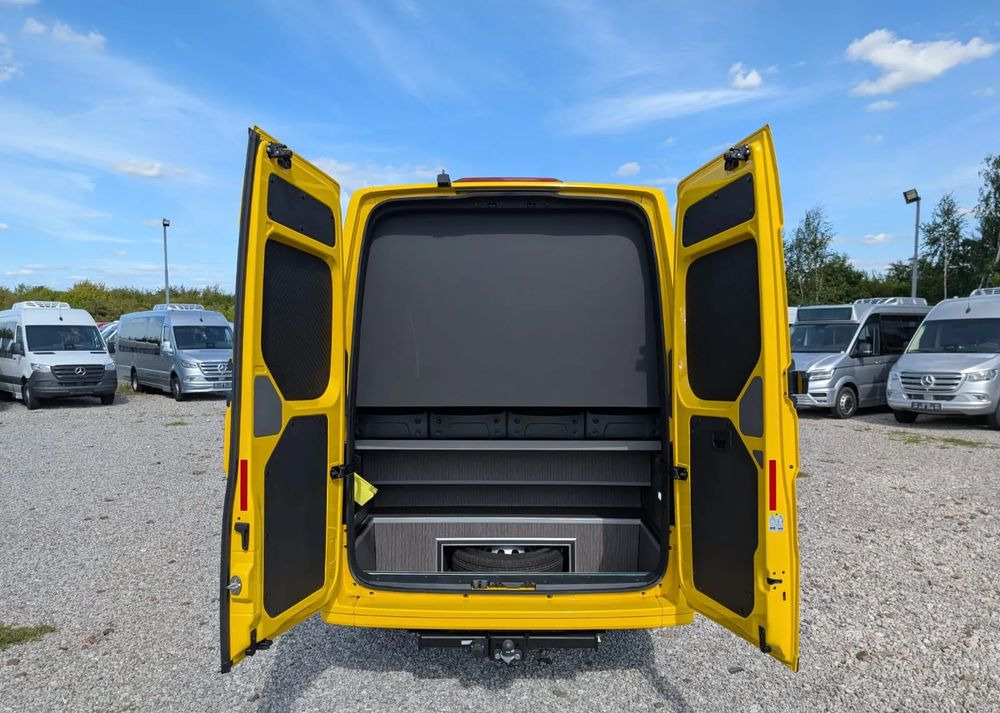 Új Minibusz, Kisbusz MAN TGE 5.160: 6 kép.