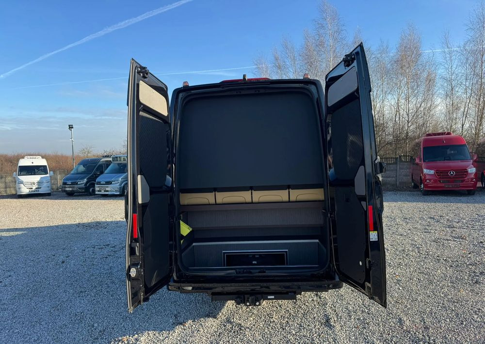 Új Minibusz, Kisbusz MAN TGE 5.160: 6 kép. Új Minibusz, Kisbusz MAN TGE 5.160: 6 kép.